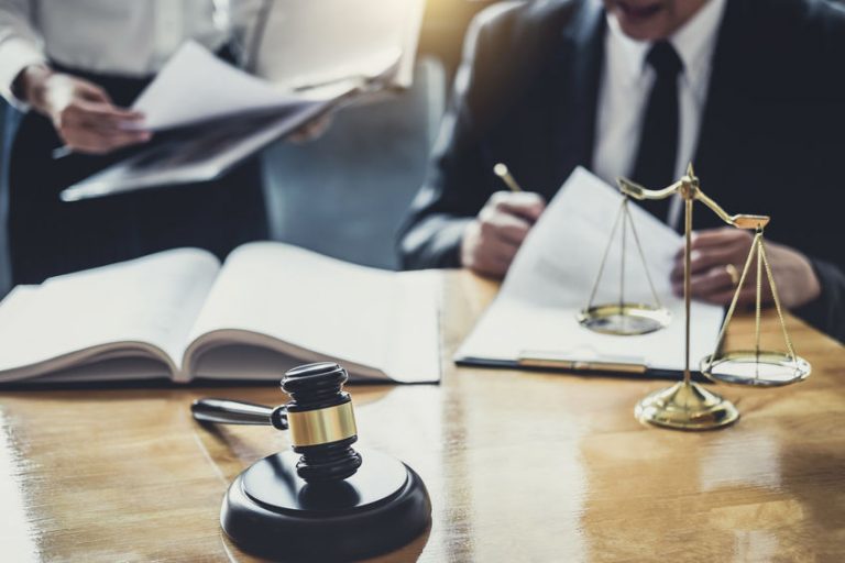 court translation in orlando, Male lawyer or Counselor working in